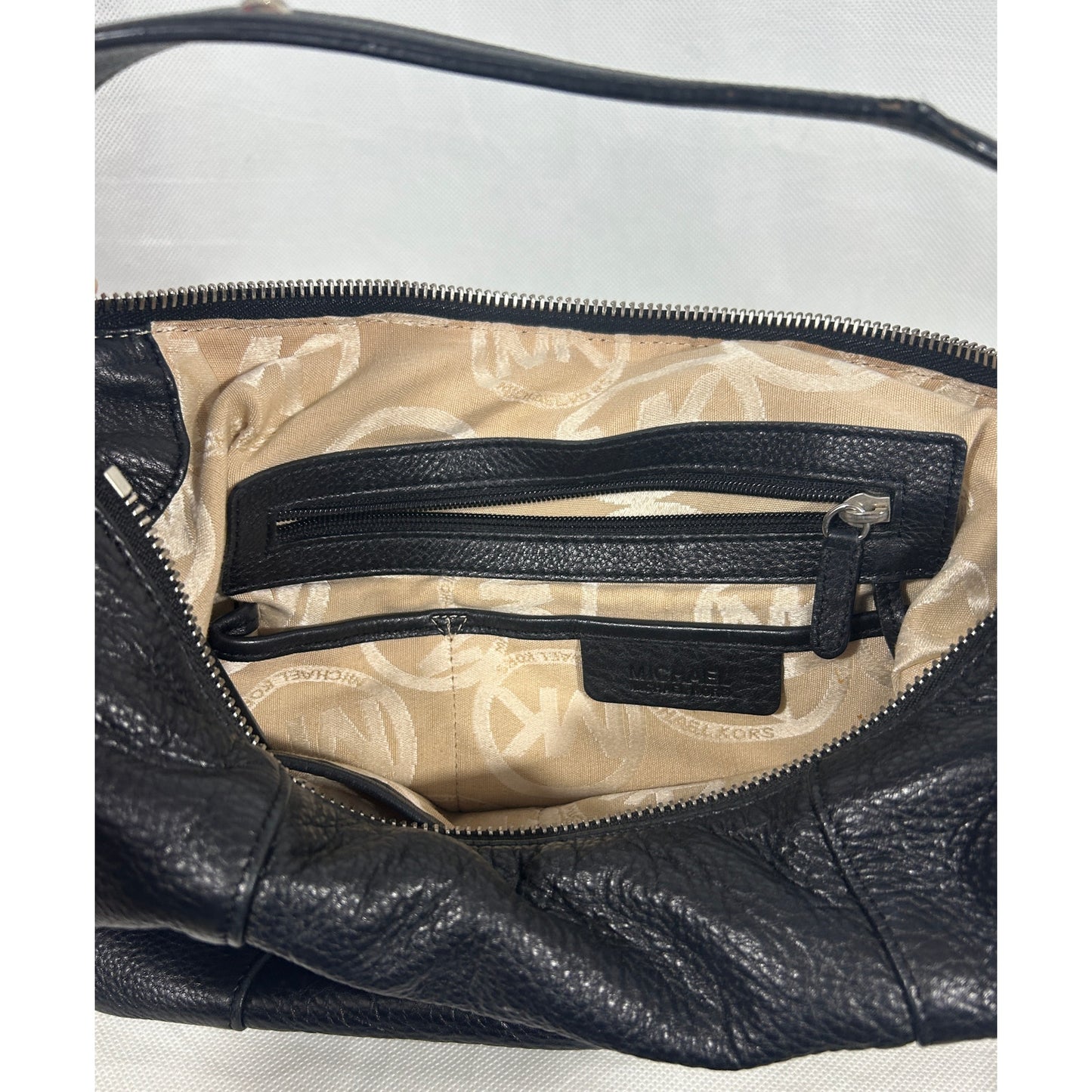 Michael Kors Black Pebbled Leather Hobo Shoulder Bag 13.5″ x 7″