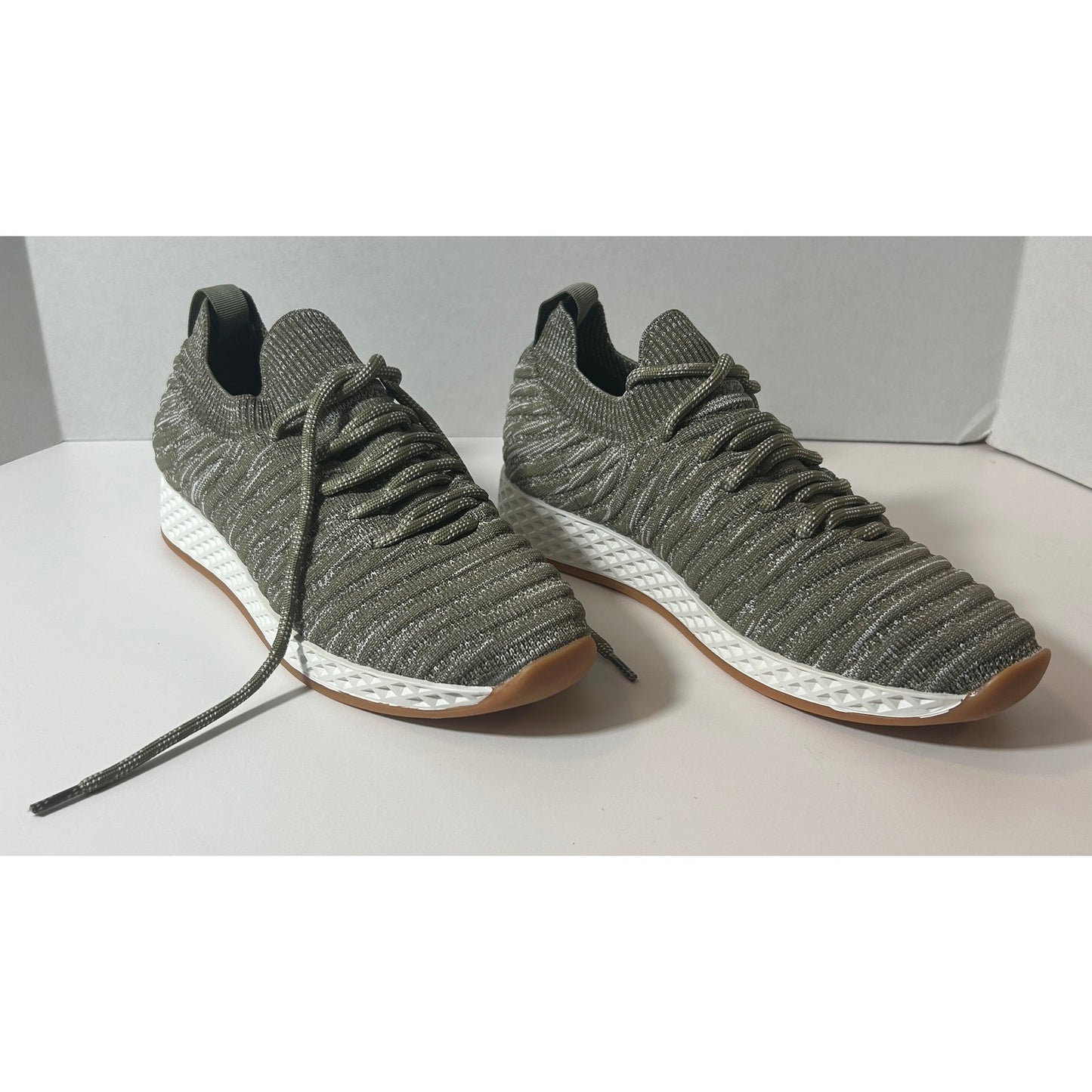 Urban Sport by J/Slides Knit Sneakers Olive Green Size 8.5 NIB