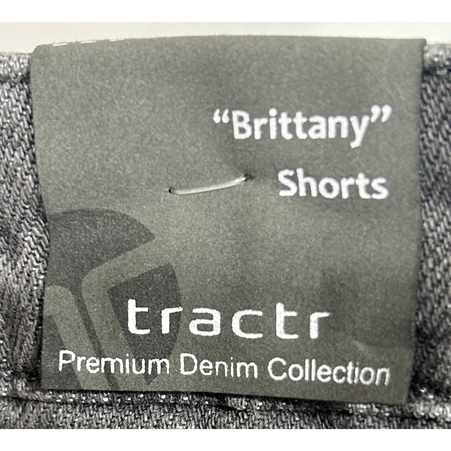 Tractr Brittany Black Denim Shorts Size 10 Mid Rise Raw Hem Cutoffs NWT