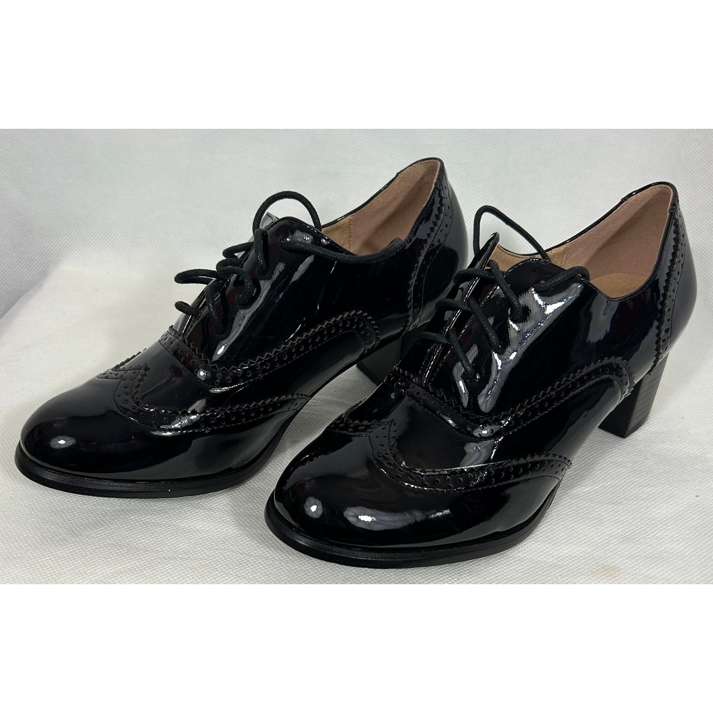 Odema Black Patent Lace-Up Oxford Heels Size 7.5 US, New with Box