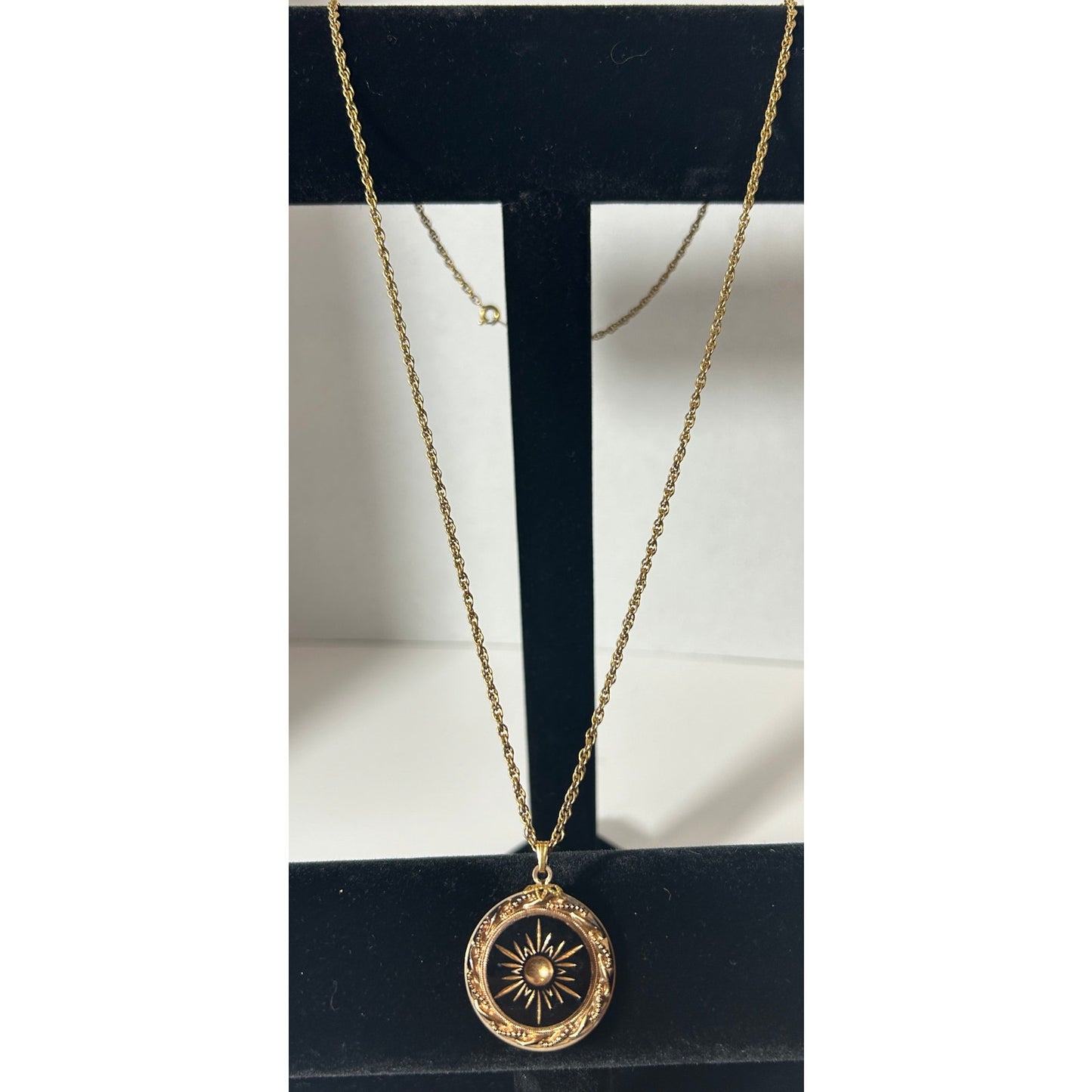 Vintage Black Enamel Starburst Pendant Necklace 24" Gold Tone Chain