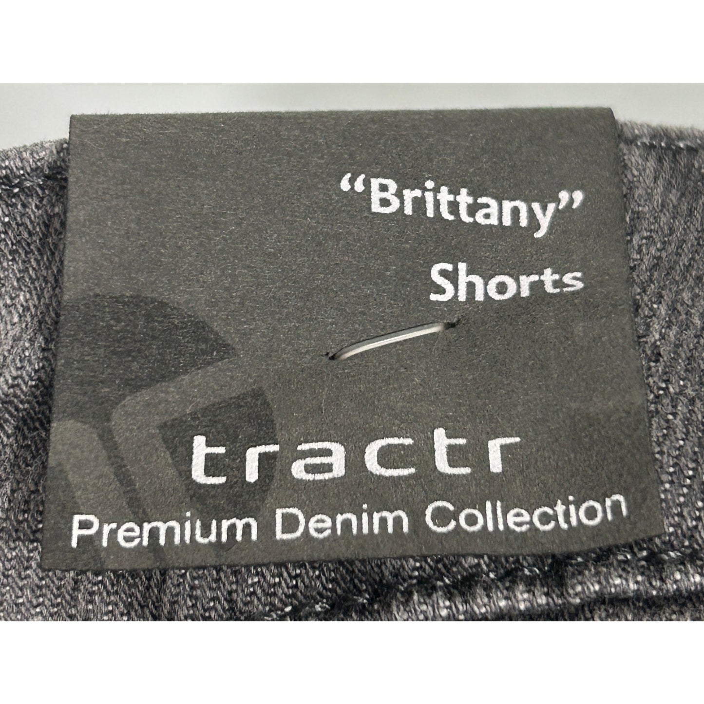 Tractr Brittany Black Denim Shorts Size 00 Mid Rise Raw Hem Cutoffs NWT