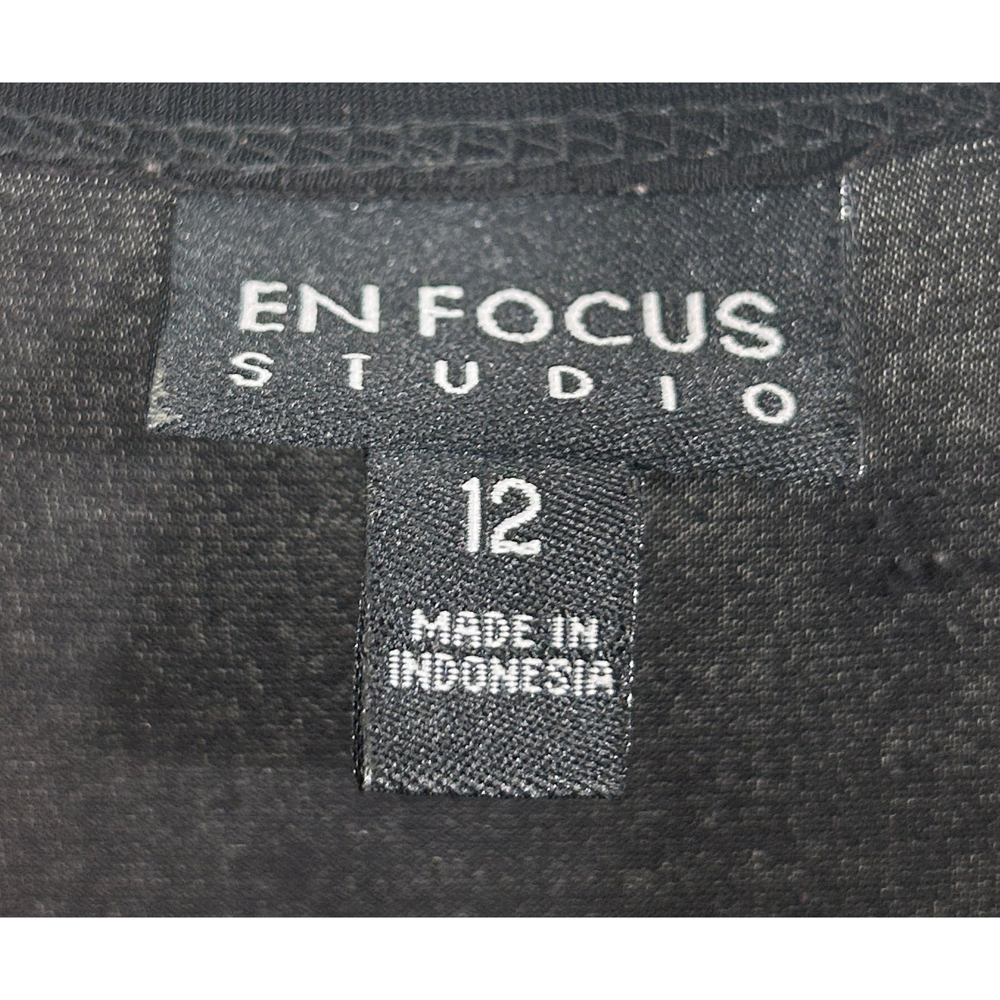 En Focus Studio Black Red Patterned Empire Waist Dress Size 12