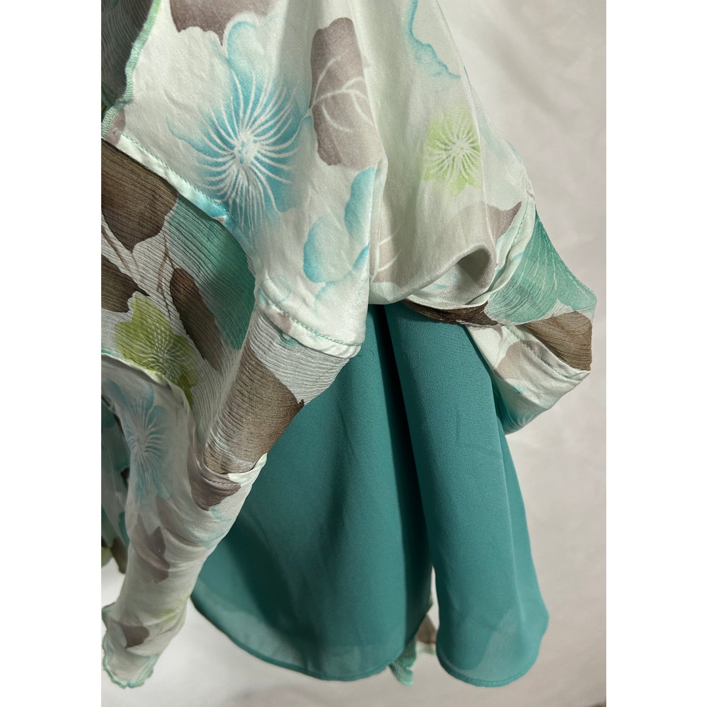 Nine West 100% Silk Floral Midi Skirt Size 14 Aqua Green Brown Pleated