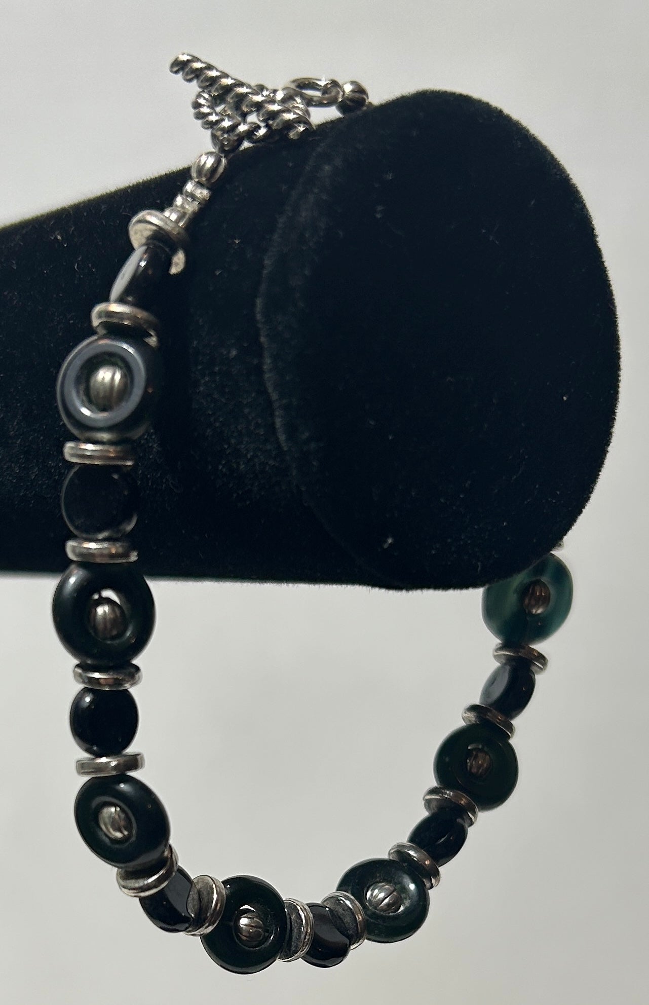 Handmade Black Glass Bead and Silver-Tone Toggle Clasp Bracelet – Modern Minimalist Jewelry