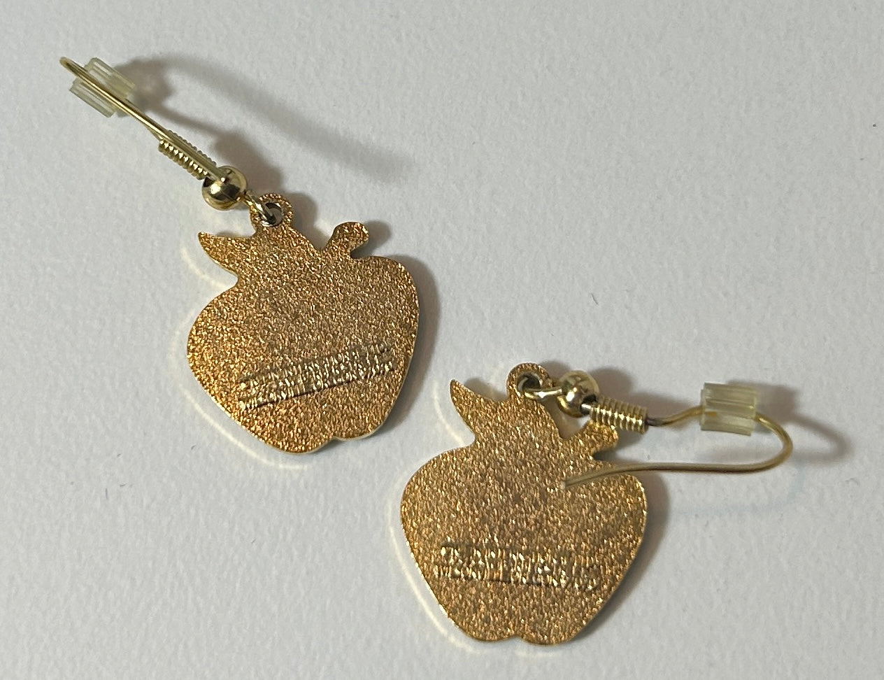 Vintage Apple American Flag Teacher Earrings – Enamel Patriotic Dangle Jewelry, USA Made