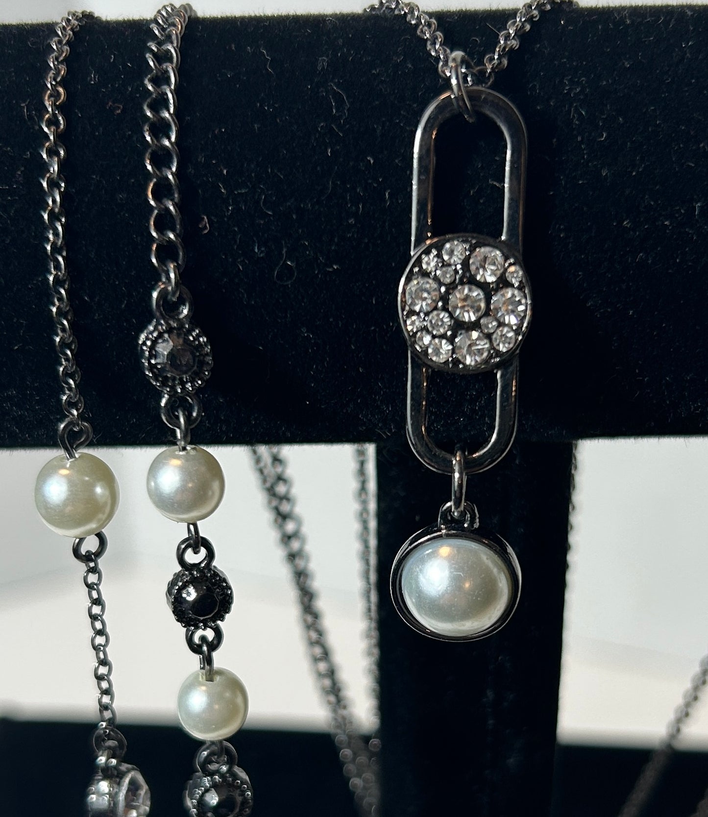 Gunmetal Multi-Strand Faux Pearl & Rhinestone Statement Necklace – Layered Modern Glam Look