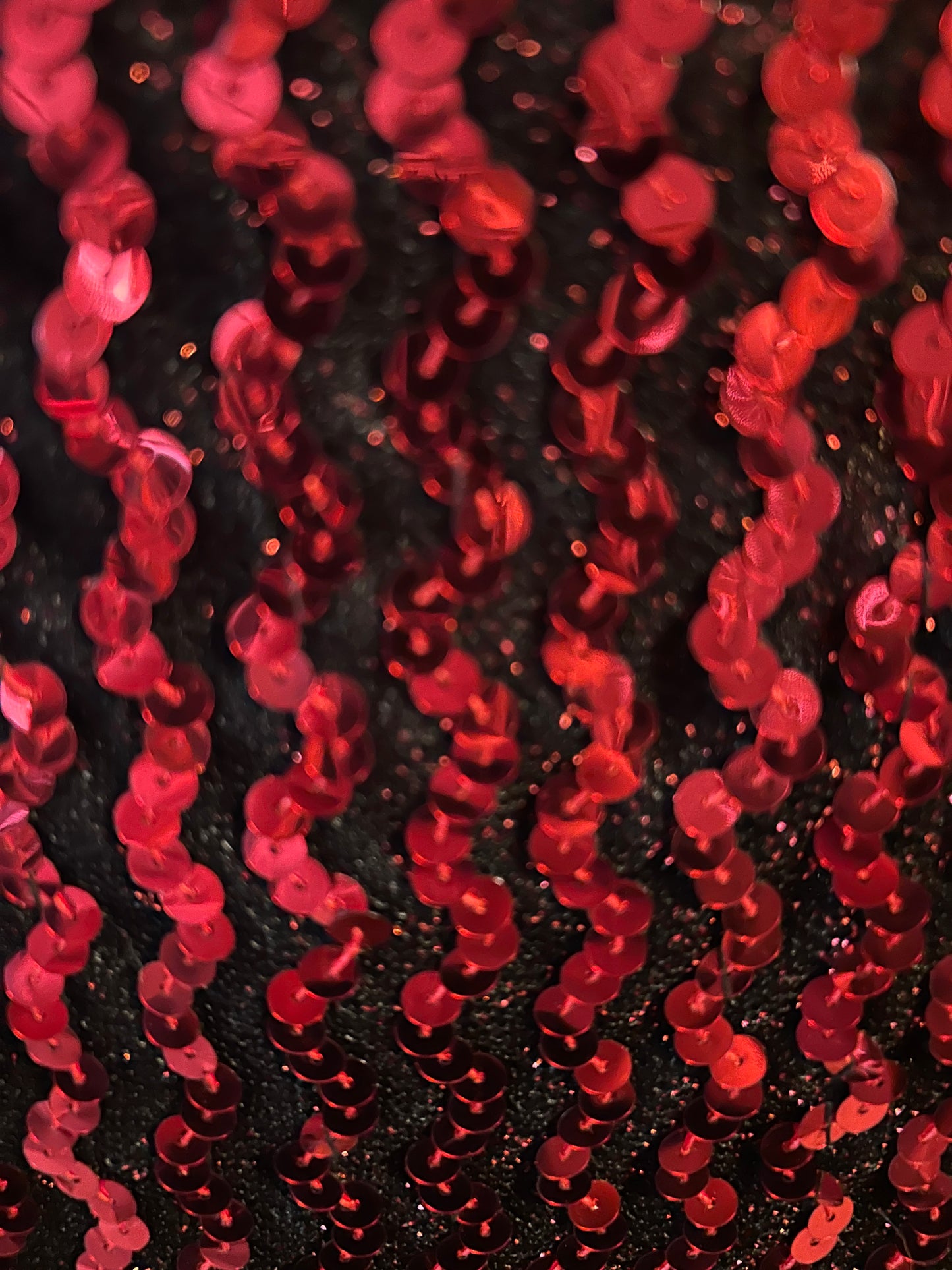 β¨ Vintage Red & Black Sequin Wiggle Dress β 80s/90s Glam (Size: M/L) β¨