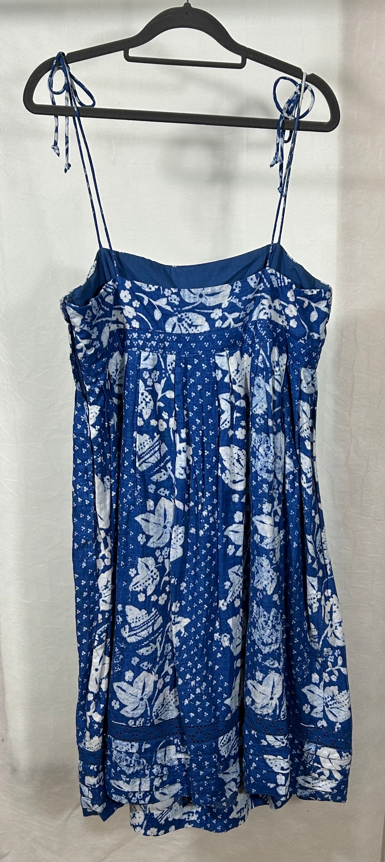 GAP Women's Blue Floral Boho Midi Dress - Size 12 | Adjustable Straps | Summer Festival Chic