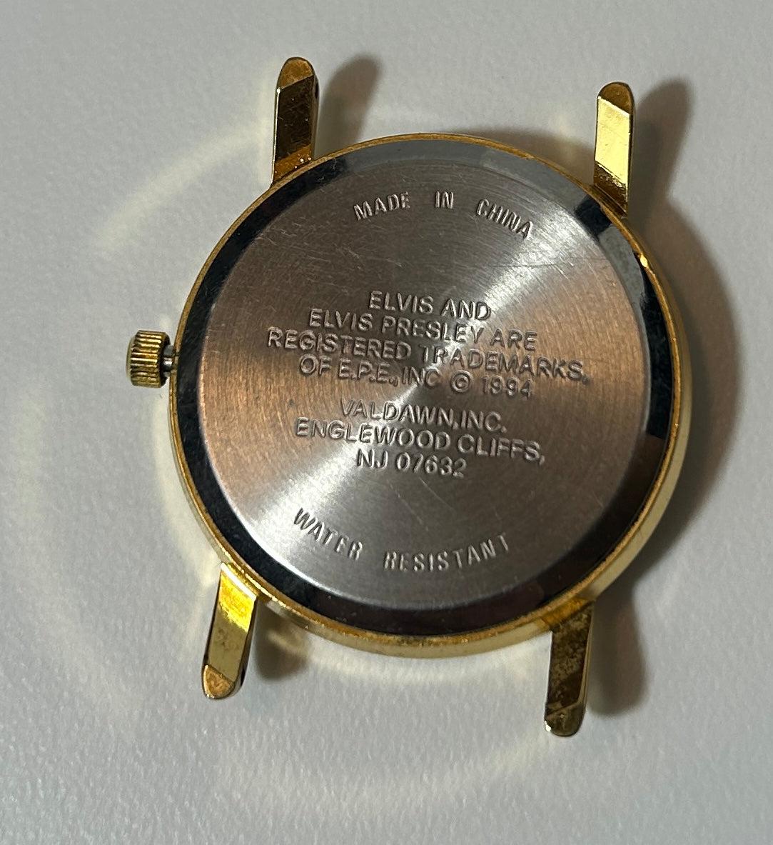 1994 Elvis Presley Valdawn Collectible Wristwatch – Gold-Tone, Guitar Detail, Rare Vintage Rock & Roll Memorabilia
