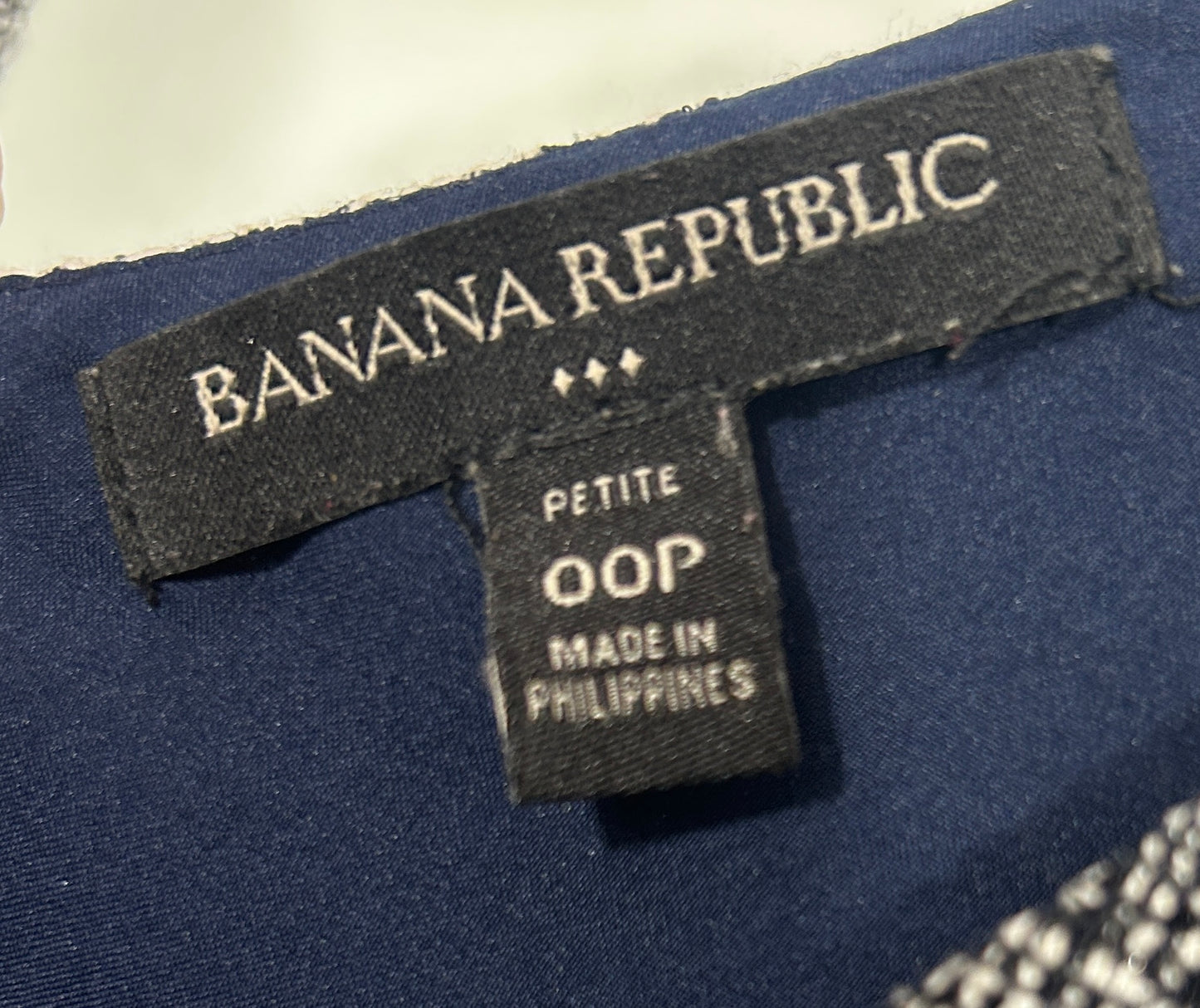 Banana Republic Sheath Dress 00P Petite Gray Tweed Sleeveless V-Neck Workwear