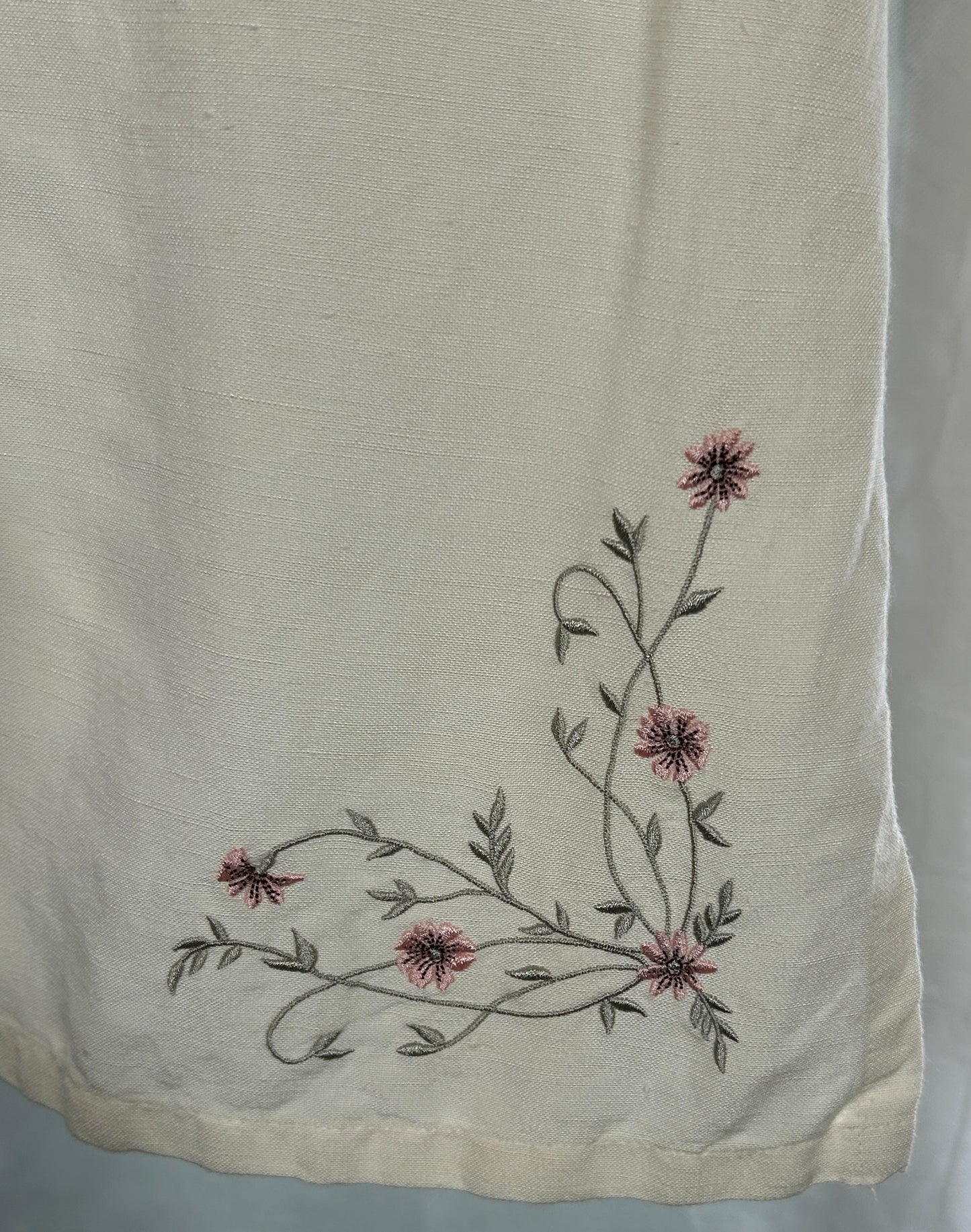 Emma James Liz Claiborne Women's Size 12 2-Piece Cream Linen Rayon Embroidered Blouse & Button Skirt Set
