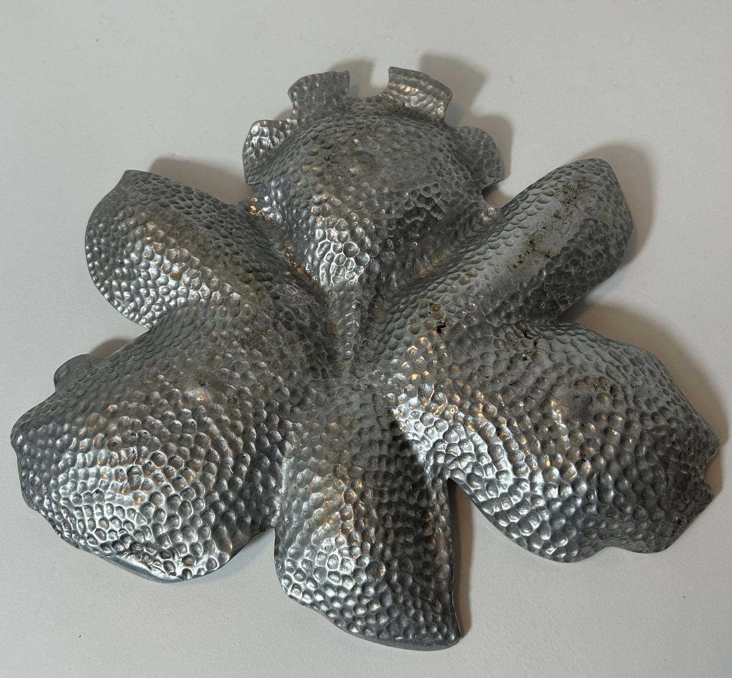 Vintage Signed Arthur Court Aluminum Orchid Flower Dish – 1979 Hammered Metal Floral Tray