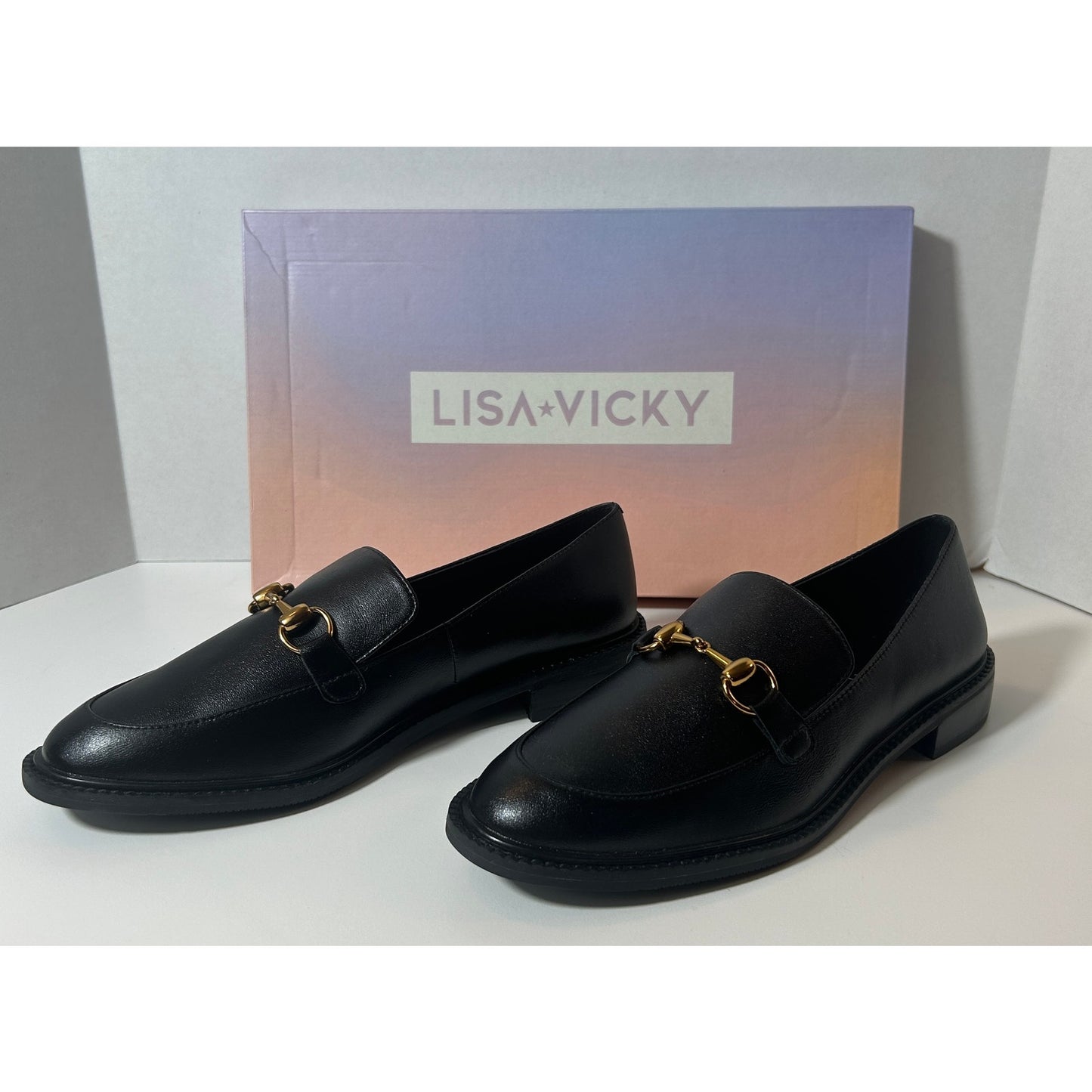 Lisa Vicky Black Leather Horsebit Loafers Women’s Size 7.5M New in Box