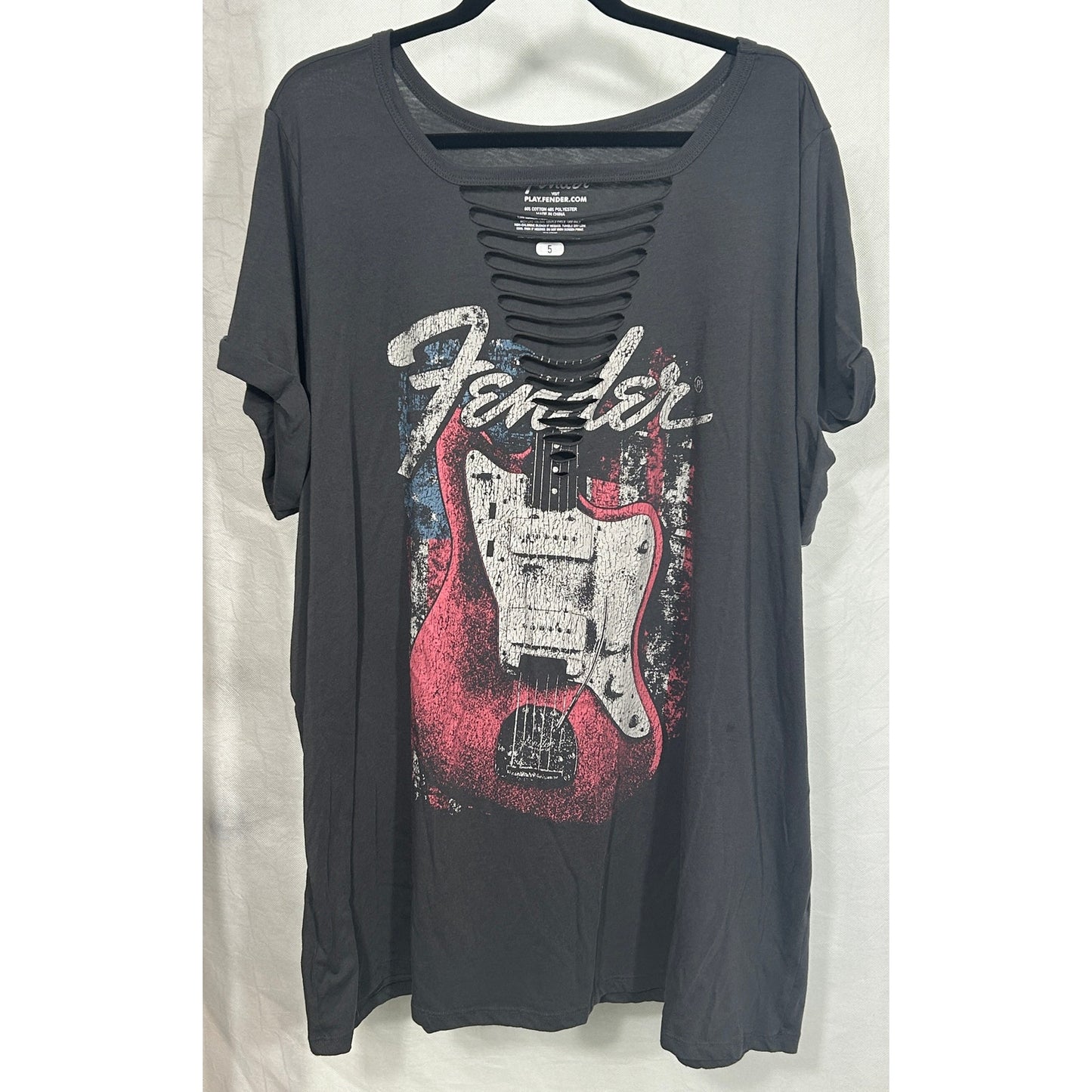 Fender Graphic Cutout Neck T-Shirt Black Oversized Women’s Plus Size 3X