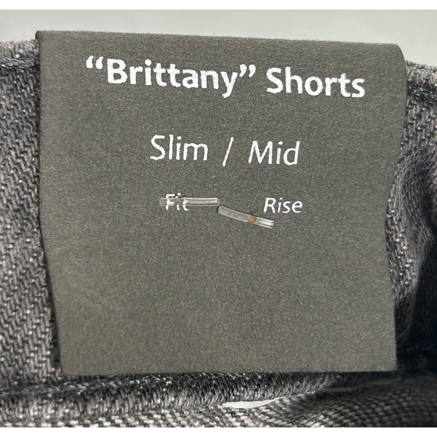 Tractr Brittany Black Denim Shorts Size 00 Mid Rise Raw Hem Cutoffs NWT