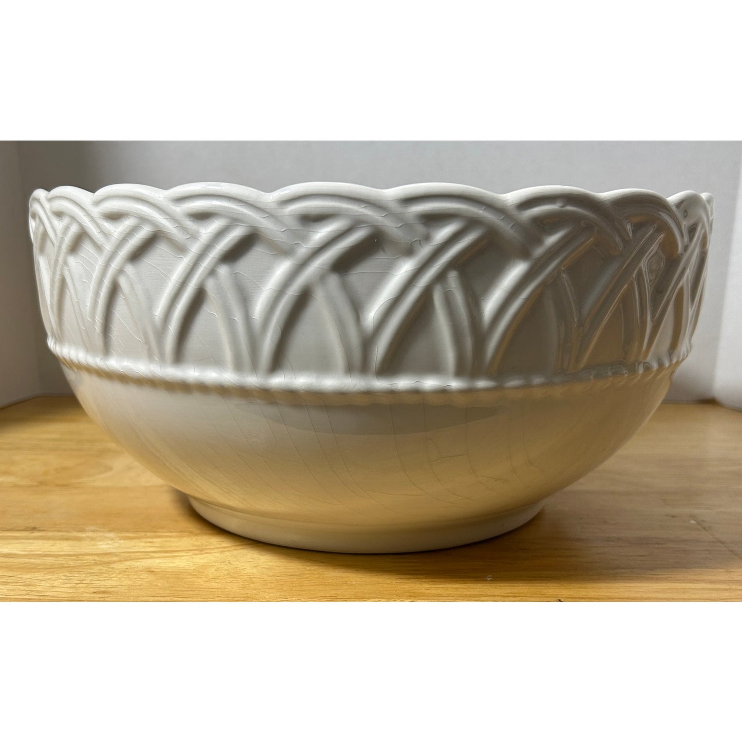 Tiffany & Co. Italy White Ceramic Bowl 12" Lattice Embossed