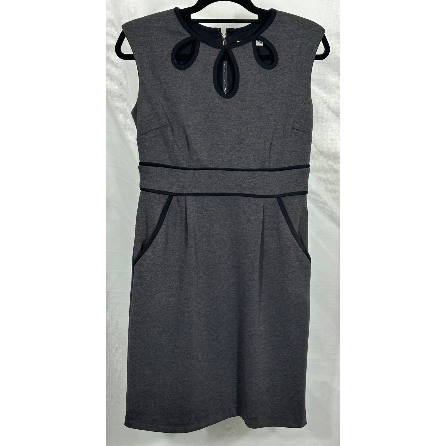 Sandra Darren Gray Sleeveless Dress with Keyhole Cutout Neckline, Size 6