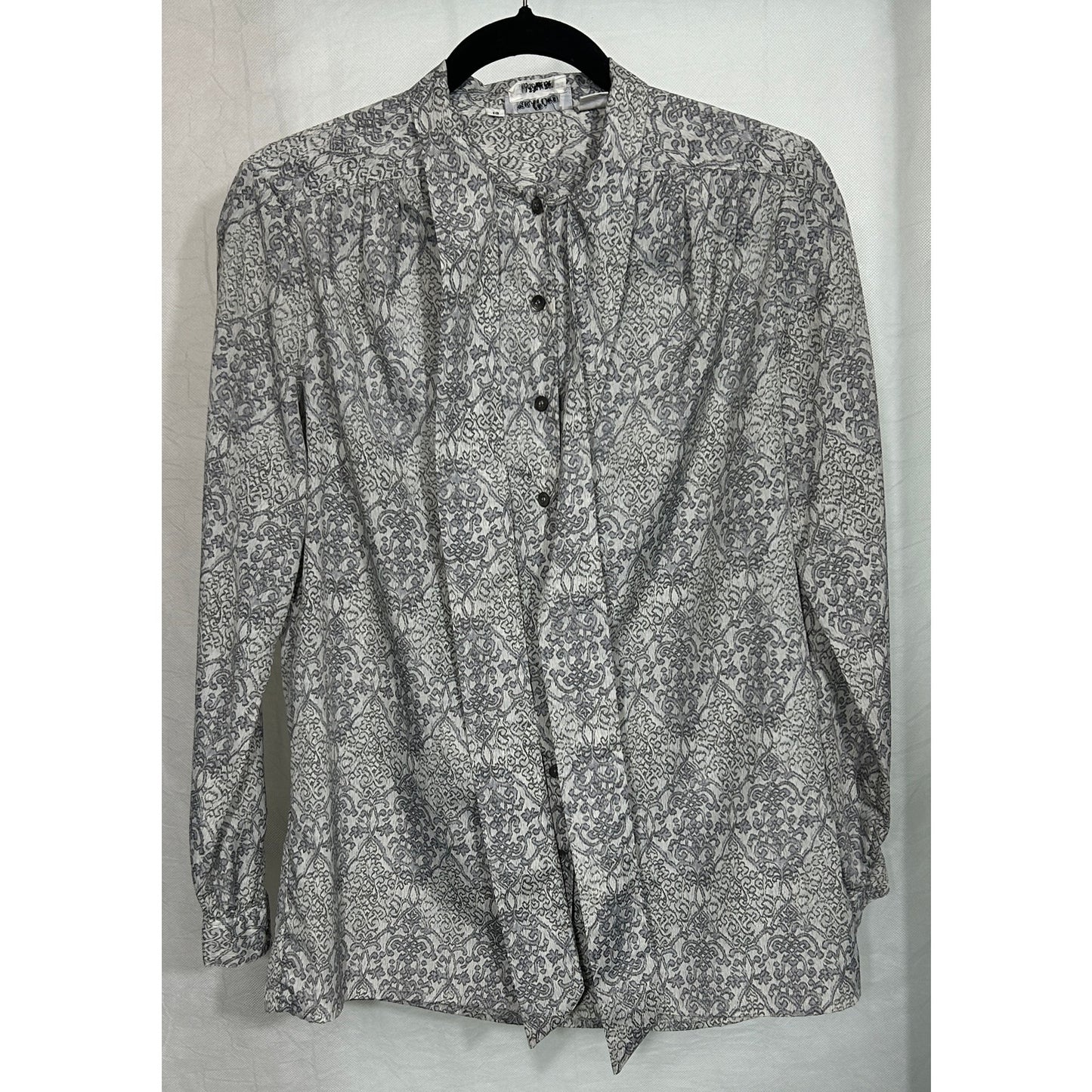 Vintage Evan-Picone Gray Damask Print Pussy Bow Blouse Size 12