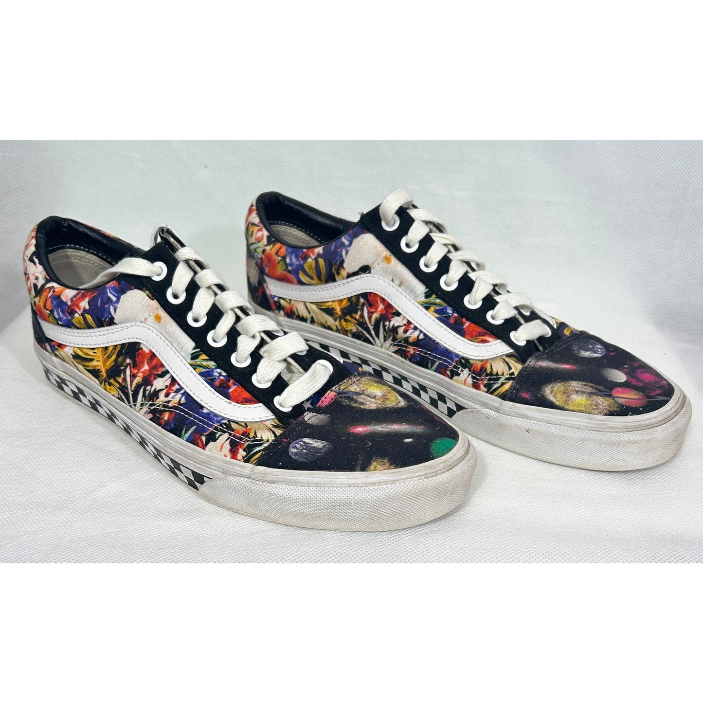 Vans Old Skool Galaxy Floral Checkerboard Low Top Sneaker Men’s Size 11