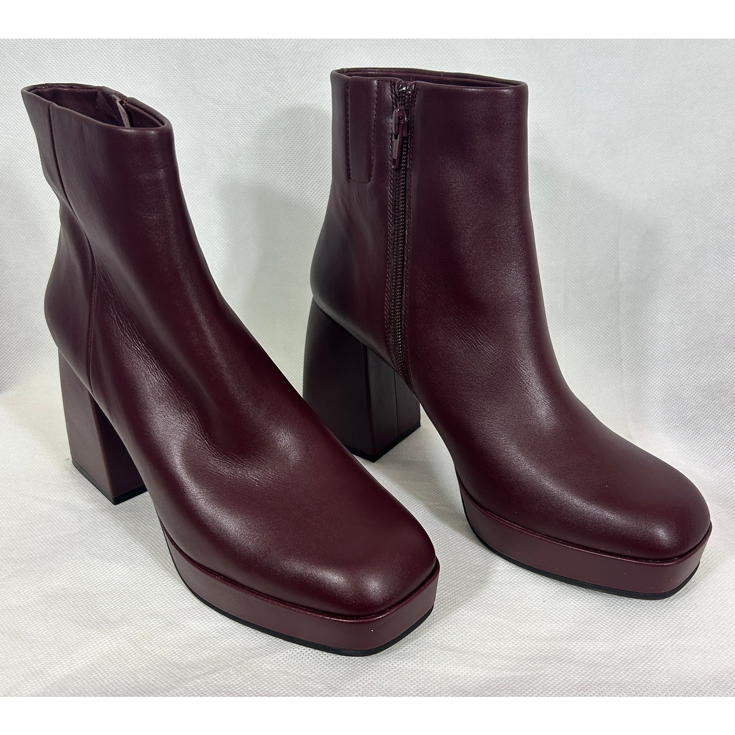 Lisa Vicky Burgundy Platform Ankle Boots Chunky Heel Women's Size 9.5M