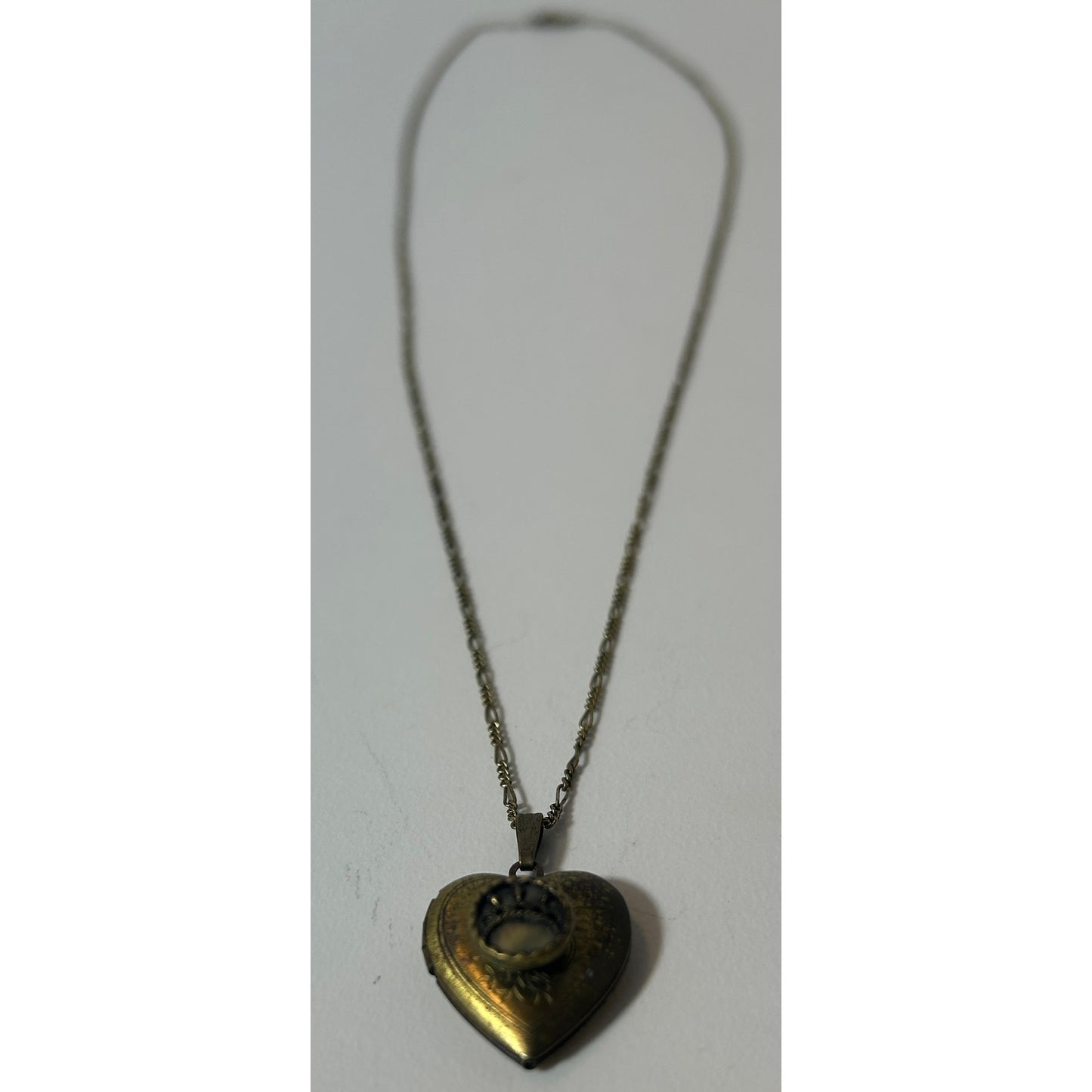Vintage Heart Locket Necklace Ornate Brass Finish w/ Cameo Accent 26.25"