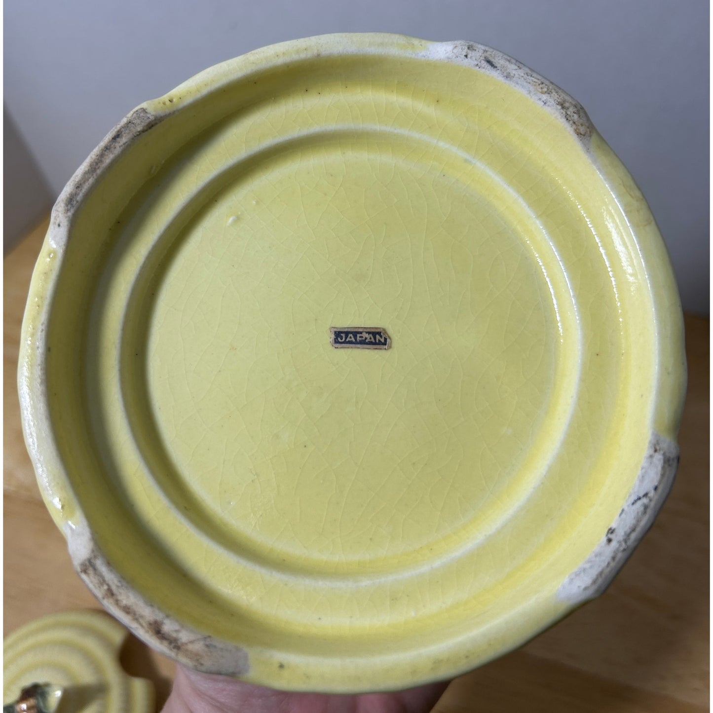 Vintage Japan Bee Skep Honey Pot with Lid & Spoon Slot – Ceramic 5” Tall