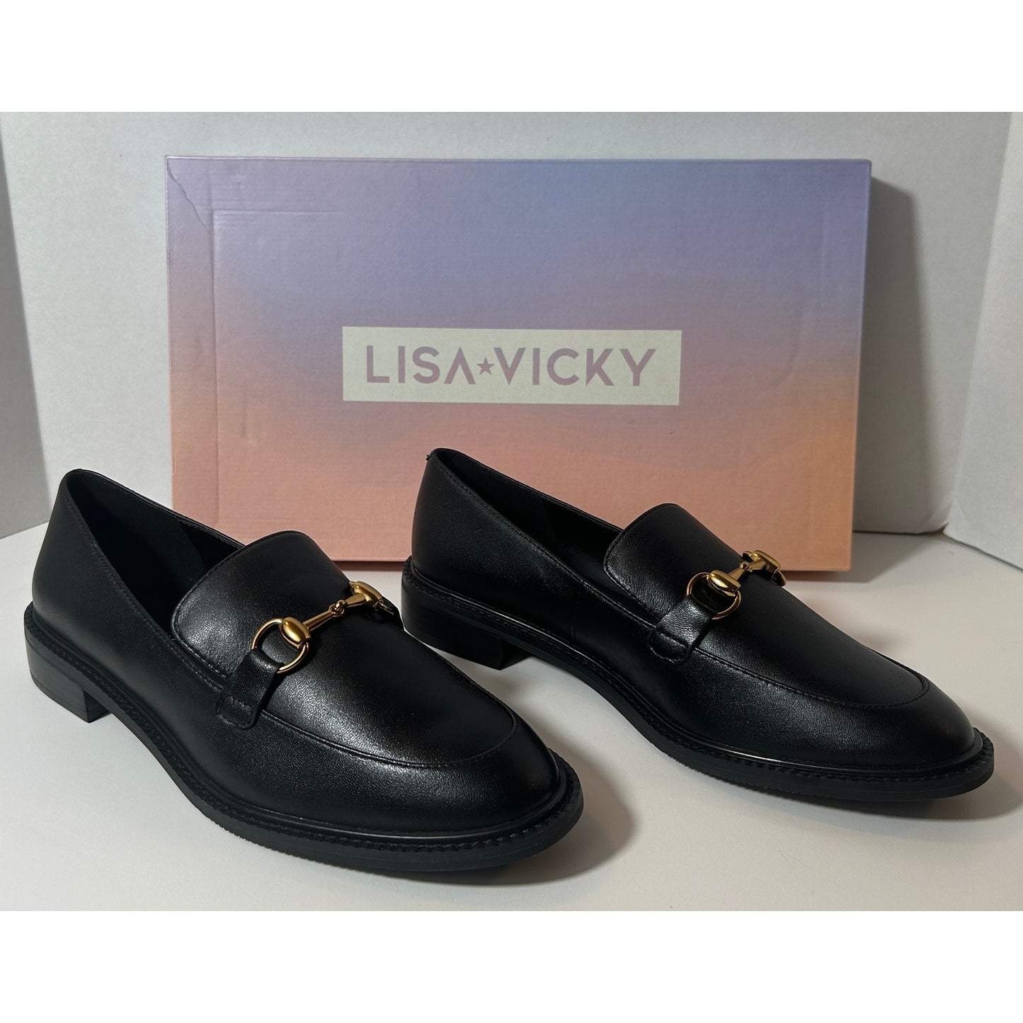 Lisa Vicky Black Leather Horsebit Loafers Women’s Size 7.5M New in Box