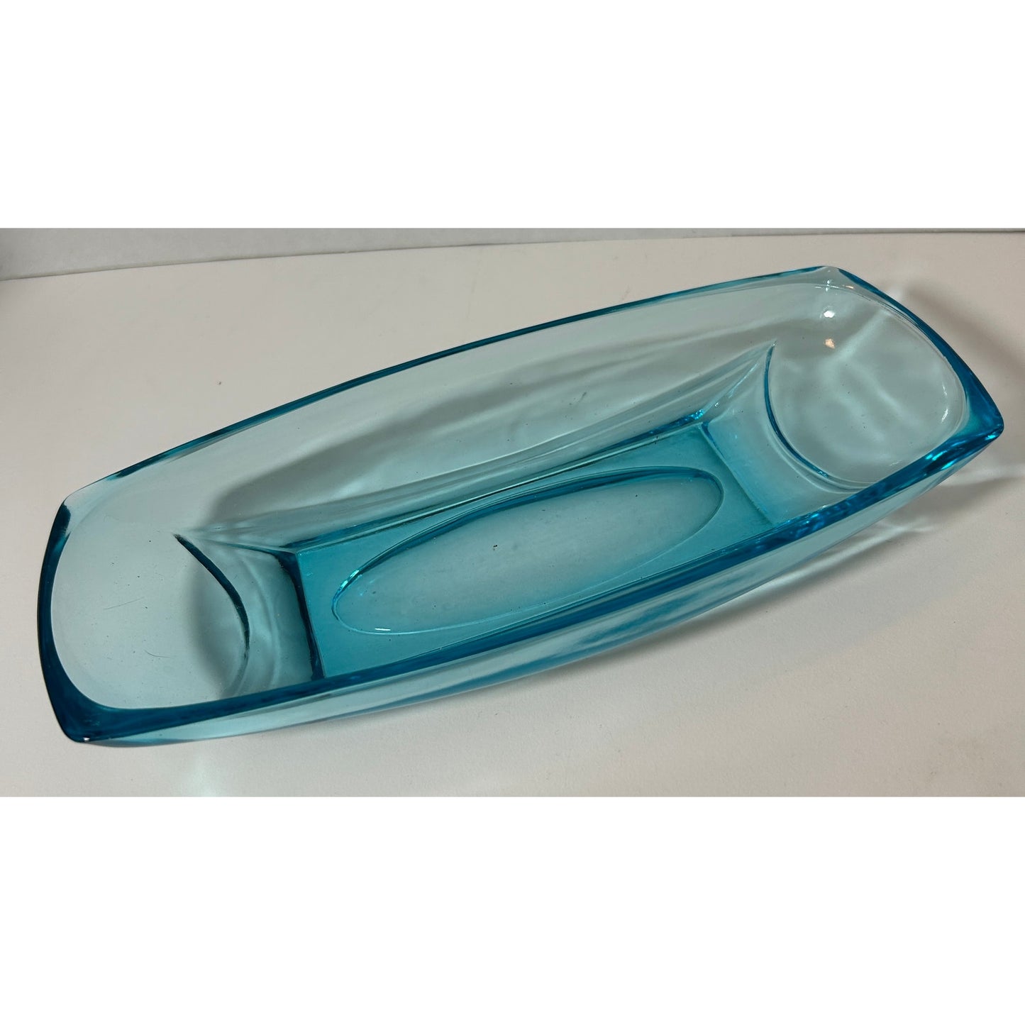 Mid-Century Aqua Blue Glass Dish Tray – 9″ L x 4.5″ W Retro Mod Accent