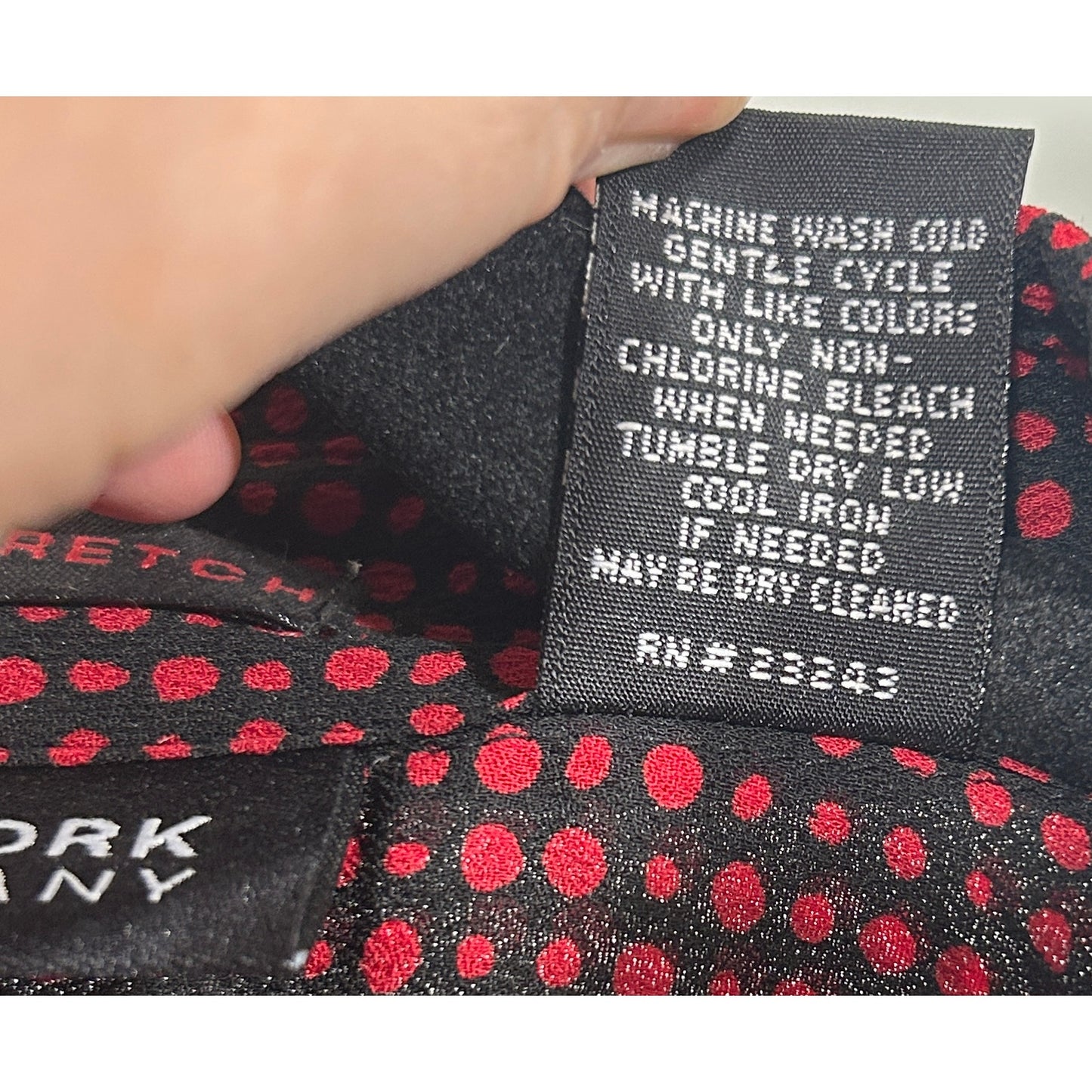 NY&C City Stretch Sleeveless Blouse XL Black Red Polka Dot Button Front