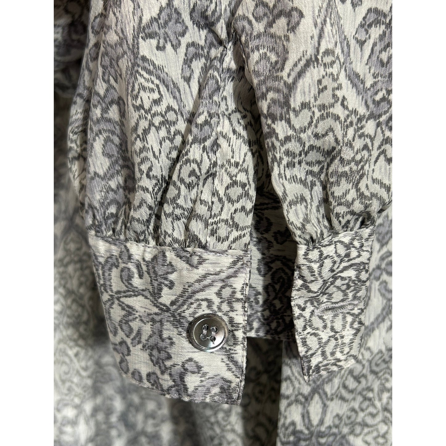 Vintage Evan-Picone Gray Damask Print Pussy Bow Blouse Size 12