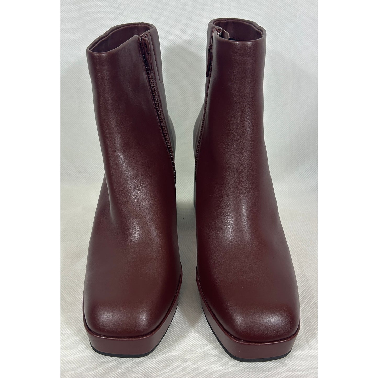 Lisa Vicky Burgundy Platform Ankle Boots Chunky Heel Women's Size 8M