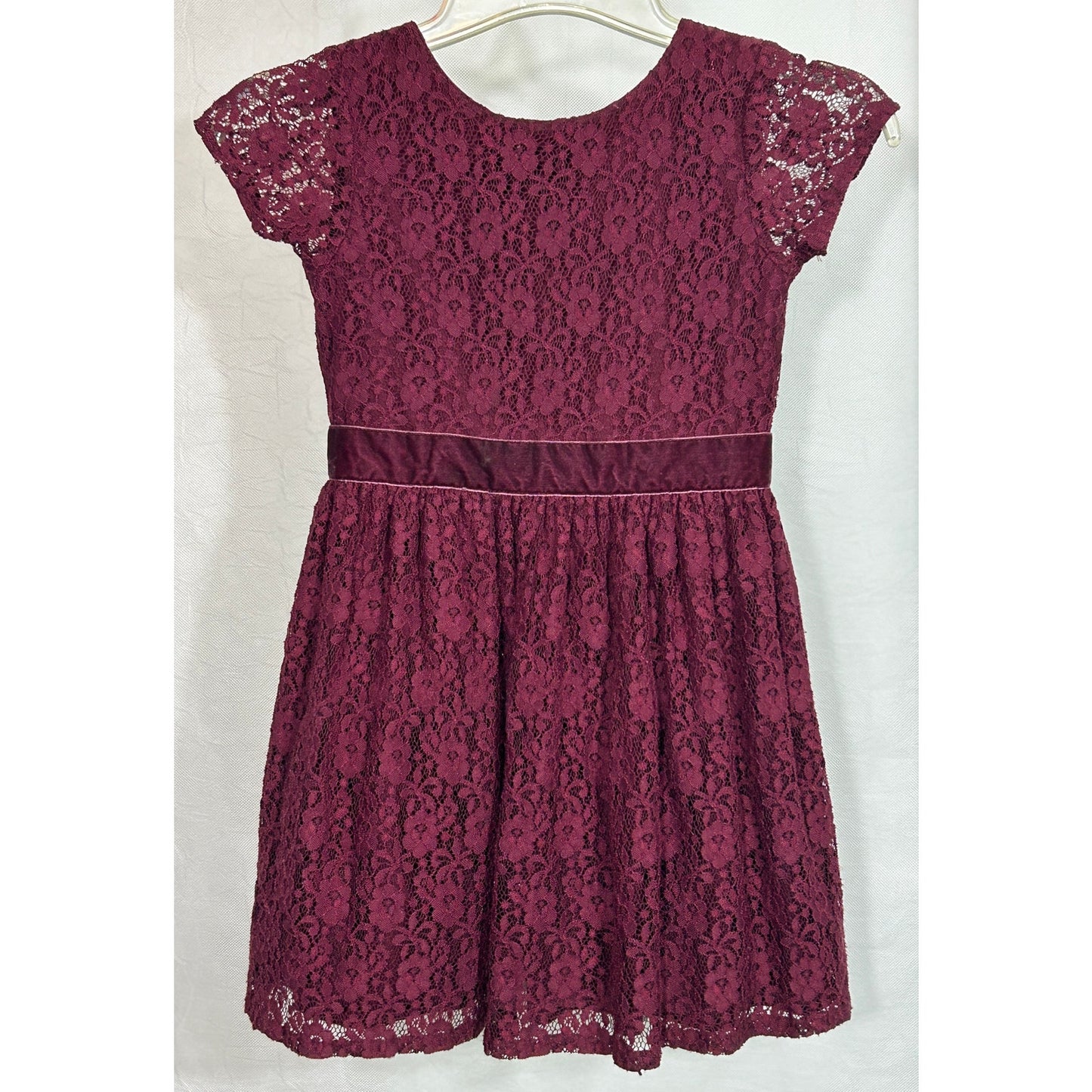 Carter’s Girls Burgundy Lace Dress Size 7 Velvet Waistband Holiday Party