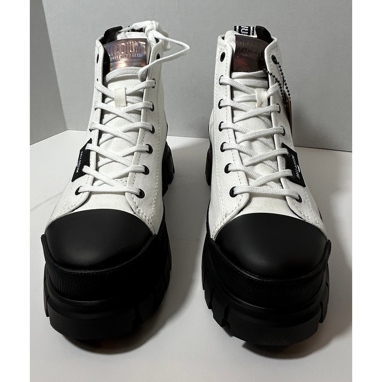 Palladium Pampa Shield Hi Boots White/Black Women’s 9.5 – New in Box