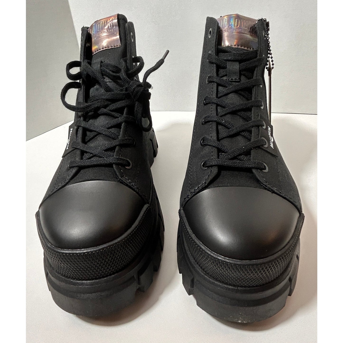 Palladium Revolt Hi TX Black Lug Sole Boots Size 9.5 New in Box