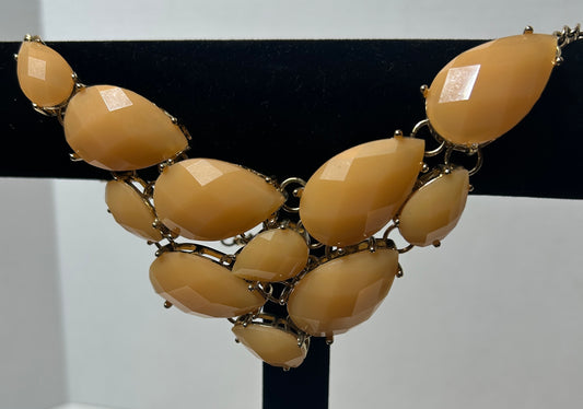 Faceted Peach Teardrop Statement Necklace with Gold Tone Setting – Bold Layered Bib Collar