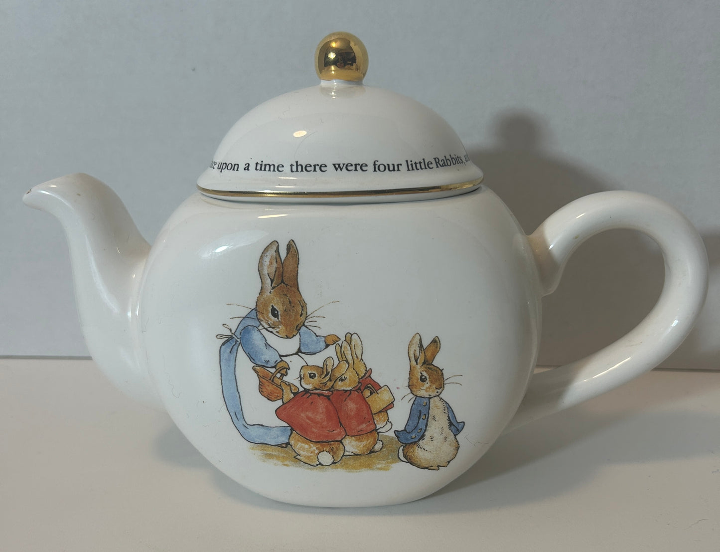 Beatrix Potter Collector’s Set - Teapot, Figurines, and Book