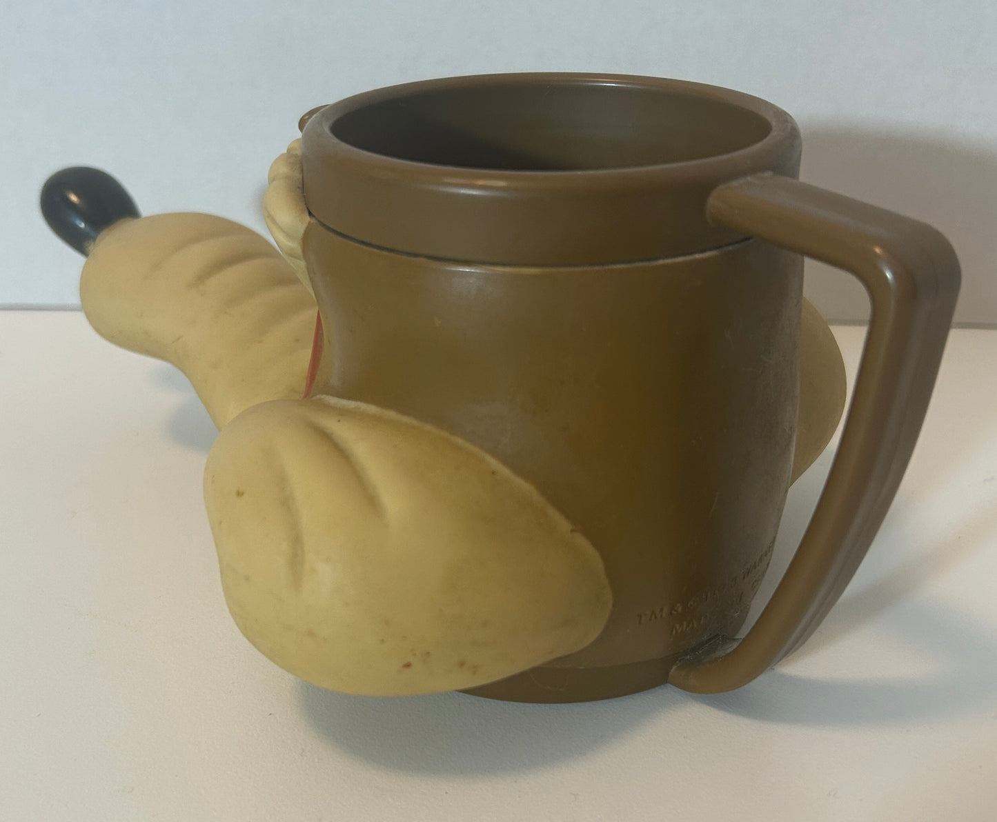 1992 Wile E. Coyote Looney Tunes Novelty Mug