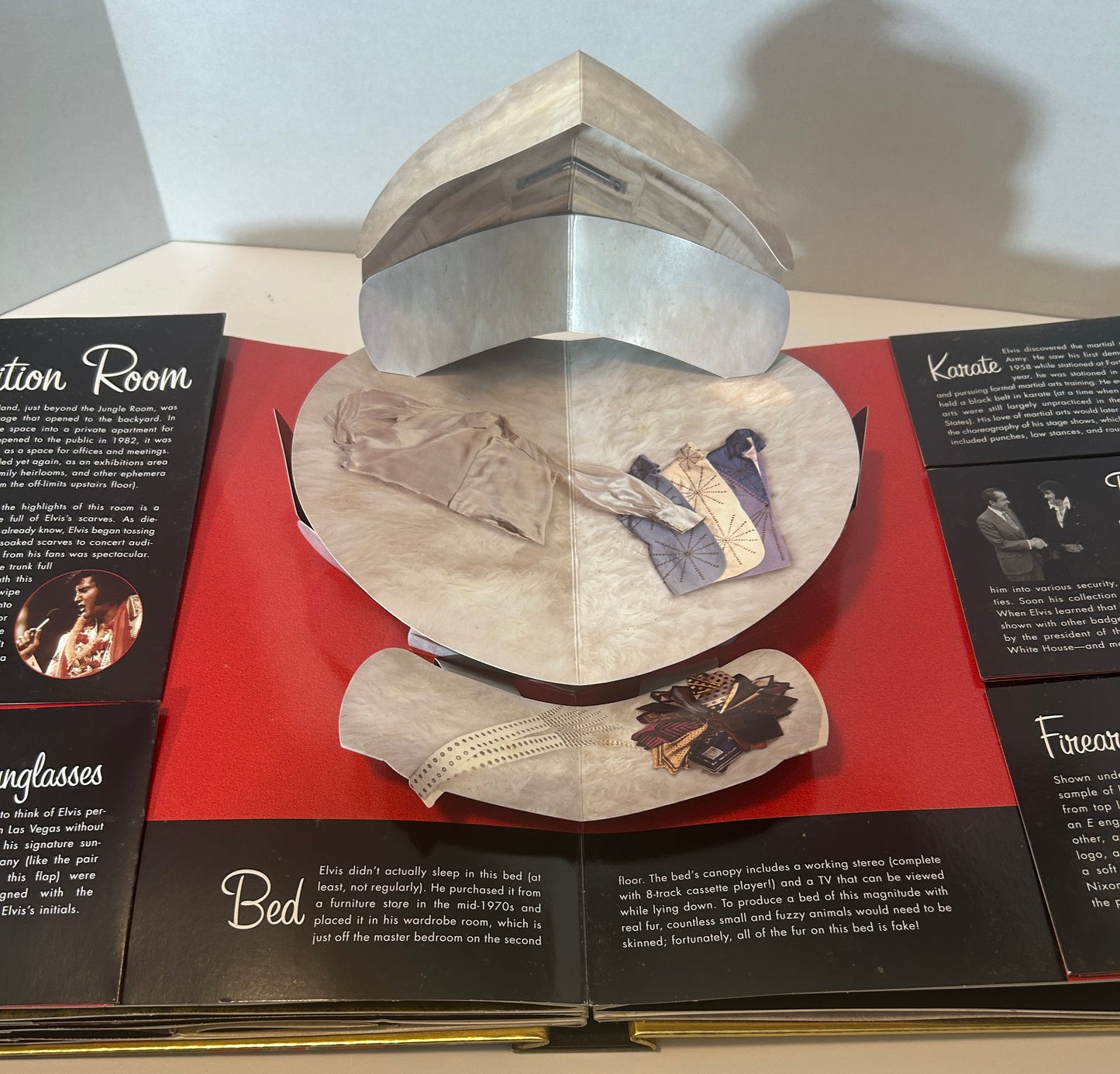 "Graceland: An Interactive Pop-Up Tour" Elvis Commemorative Pop-Up Book