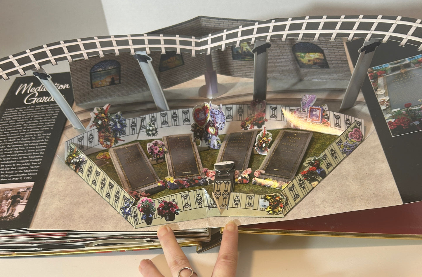 "Graceland: An Interactive Pop-Up Tour" Elvis Commemorative Pop-Up Book