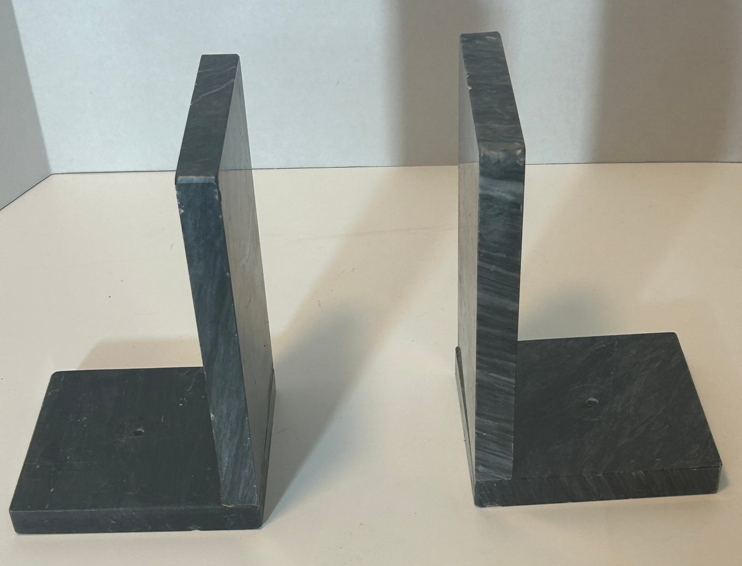 Vintage Black Marble L-Shaped Bookends – Classic &amp; Sturdy