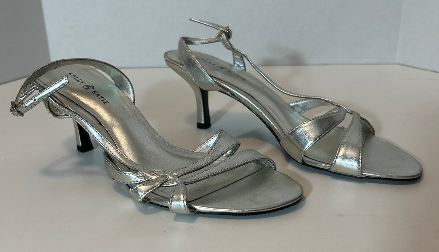 Kelly & Katie Silver Strappy Heels Size 7.5