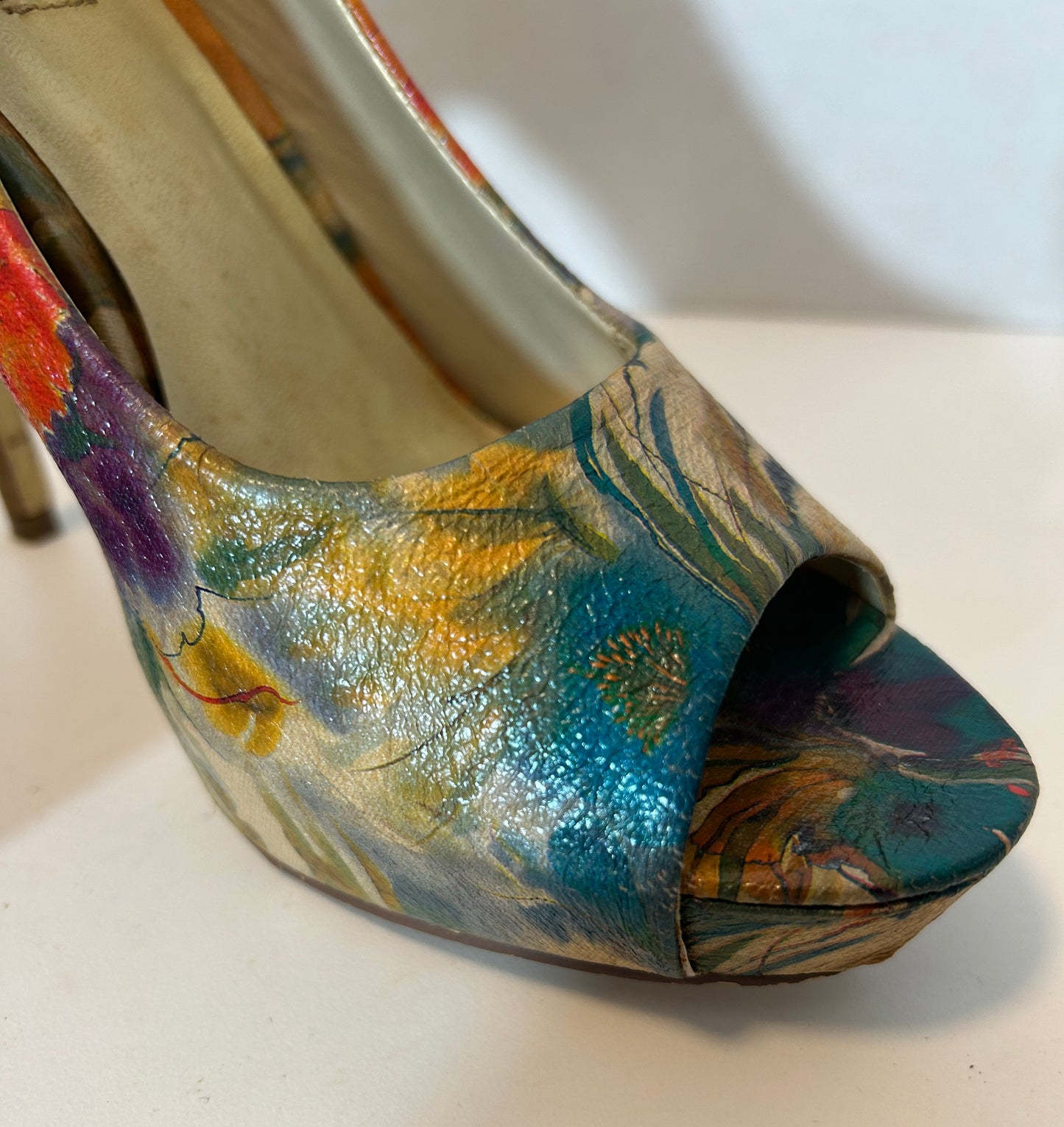 Torta Caliente Floral Peep-Toe Stiletto Heels - Size 8.5M