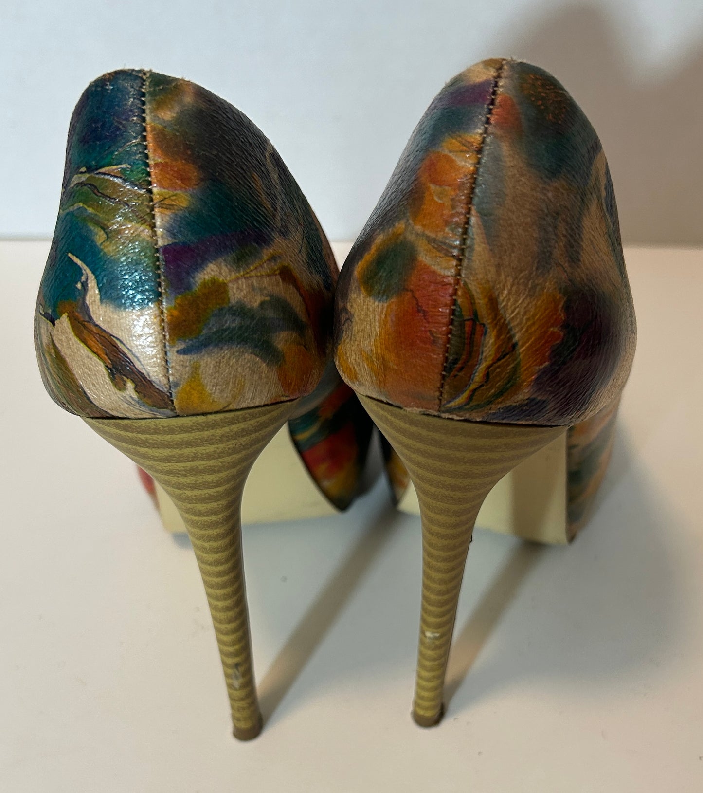 Torta Caliente Floral Peep-Toe Stiletto Heels - Size 8.5M