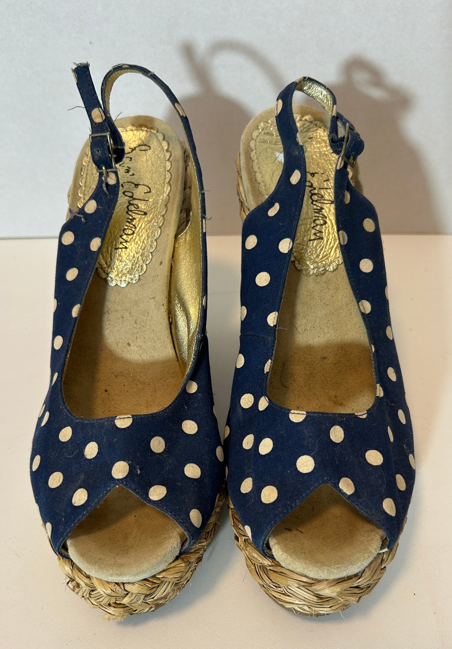 Vintage-Inspired Navy Blue Polka Dot Woven Wedge Sandals – Size 10M