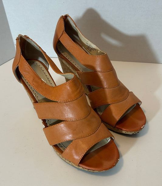 Adrienne Vittadini Tan Leather Cork Wedge Sandals - Size 9