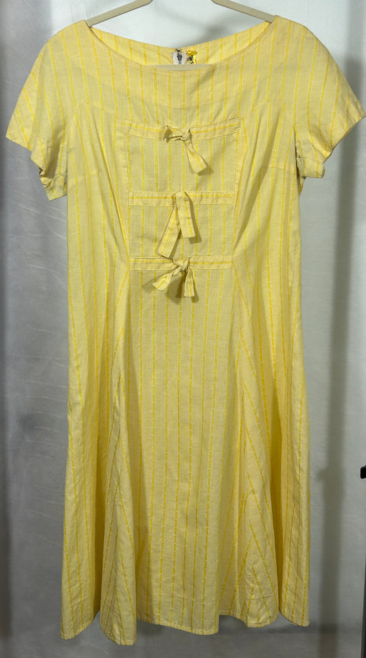 Vintage 1960s Yellow Striped Cotton Dress with Bow Accents – Boho Cottagecore Style