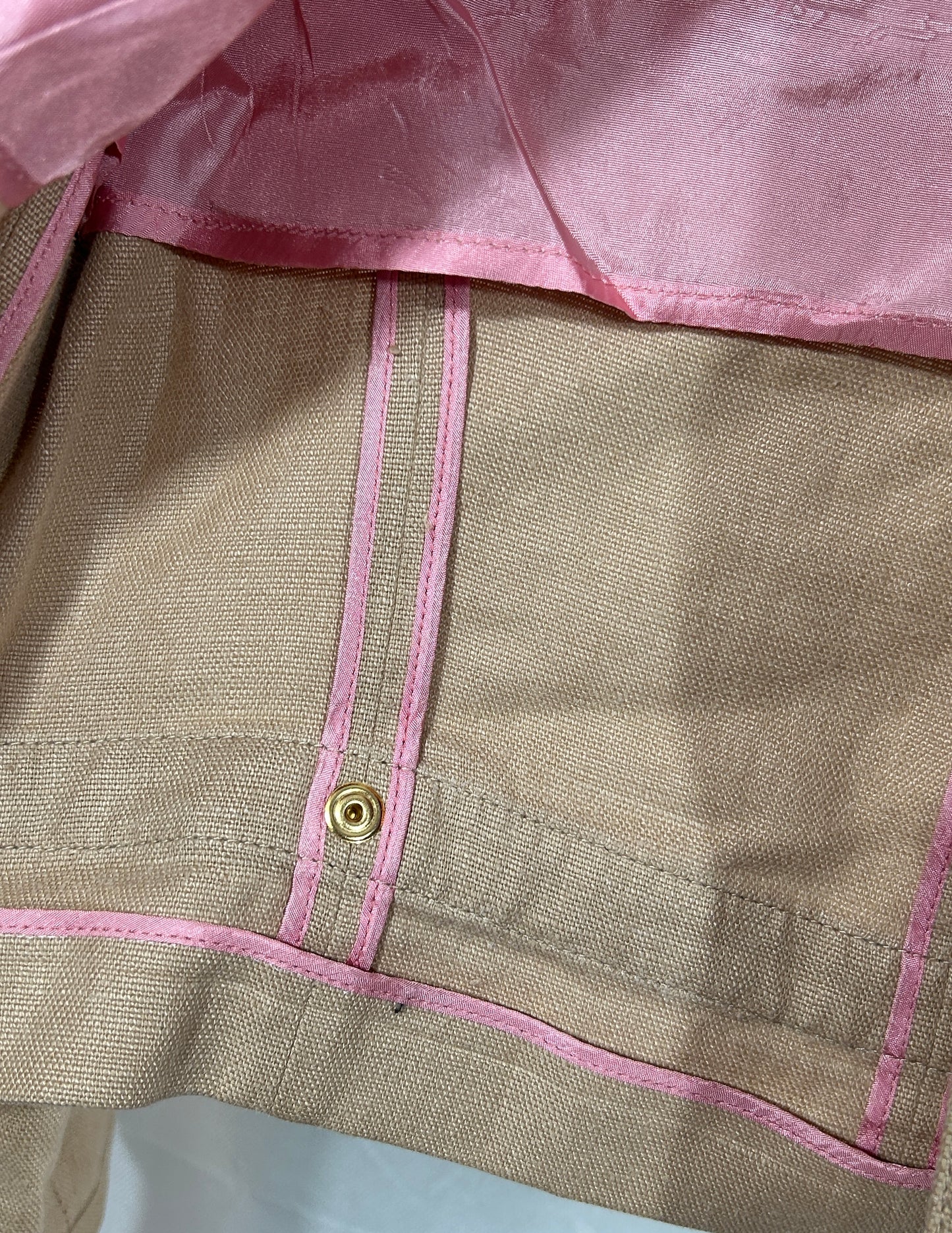 Kulson Beige Hemp/Linen-Blend Blazer with Pink Lining & Gold Buckle Accents – Size US 6; Made in Italy