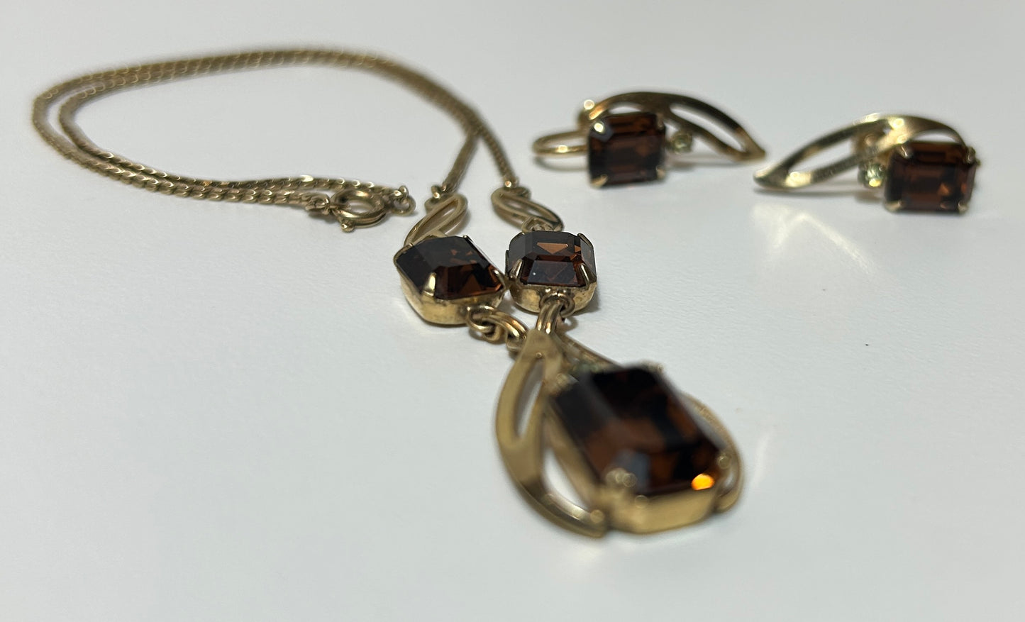 Vintage 1950s-60s Van Dell 12K Gold-Filled Necklace & Screw-Back Earring Set with Emerald-Cut Glass Topaz and Peridot Rhinestones