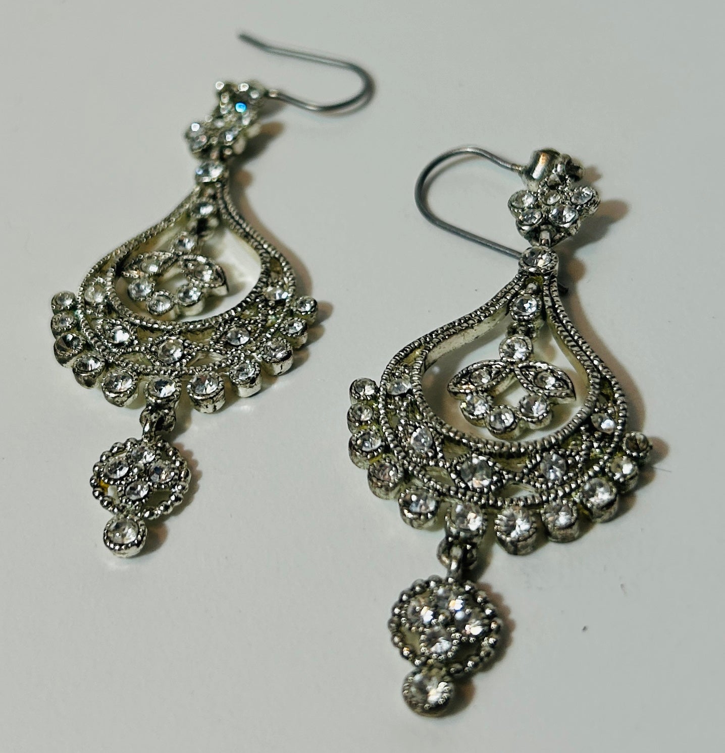 Vintage Monet Silver-Tone Filigree Dangle Earrings with Rhinestones – Art Deco Style